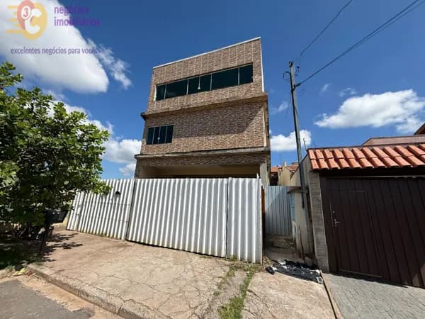 PRÉDIO PARA LOCAÇÃO CENTRO JORDANÉSIA