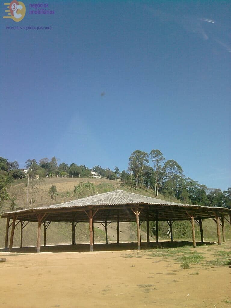 Fazenda/Sítios/Chácaras em Campo Limpo Paulista - Chácara Lagoa Branca