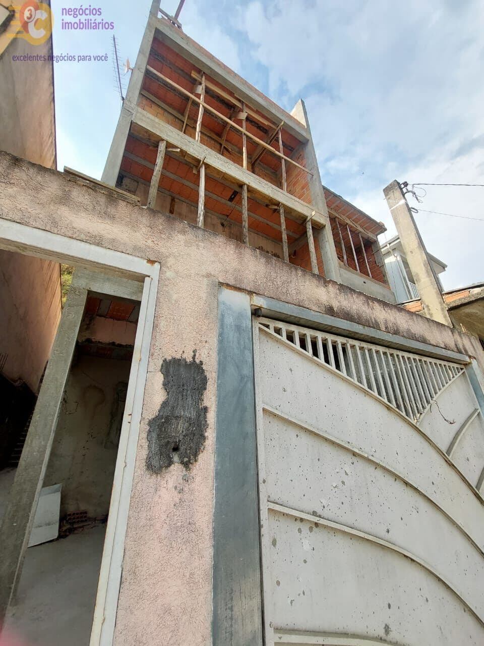 CASA SOBRADO PARA VENDA COLINA MARIA LUIZA