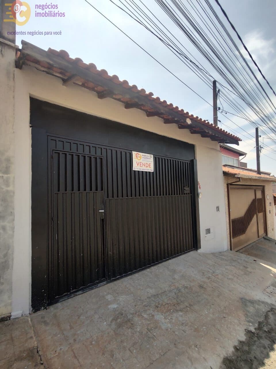 CASA COLINA MARIA LUIZA À VENDA