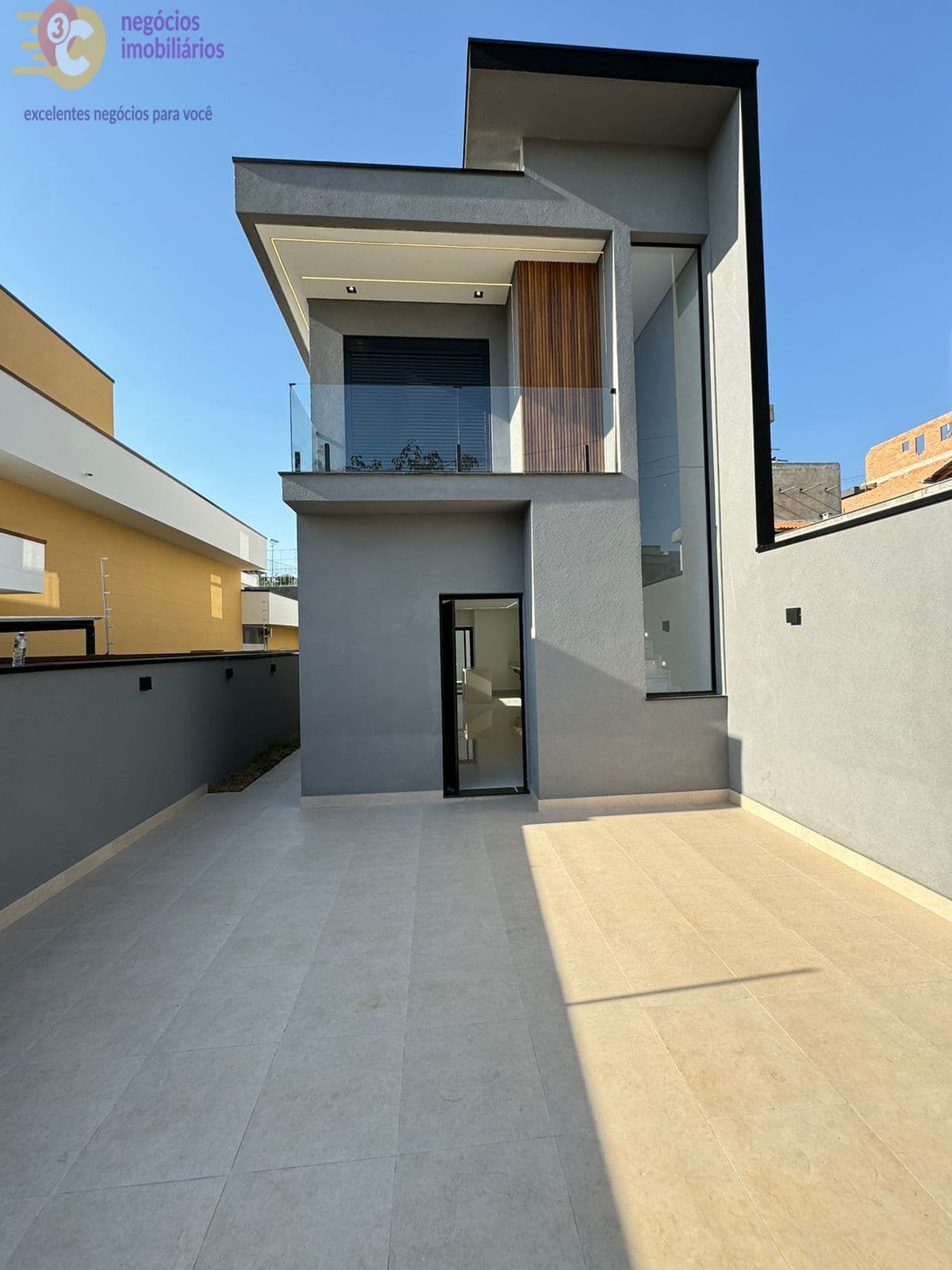 CASA VILLAS DO JAGUARÍ À VENDA