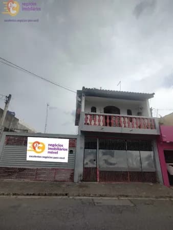 2 CASAS CENTRO DE JORDANÉSIA À VENDA