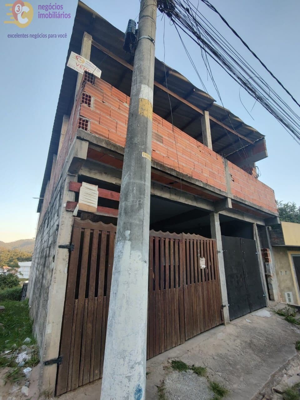🏡 SOBRADO À VENDA – RESIDENCIAL JORDANÉSIA, CAJAMAR (SP)