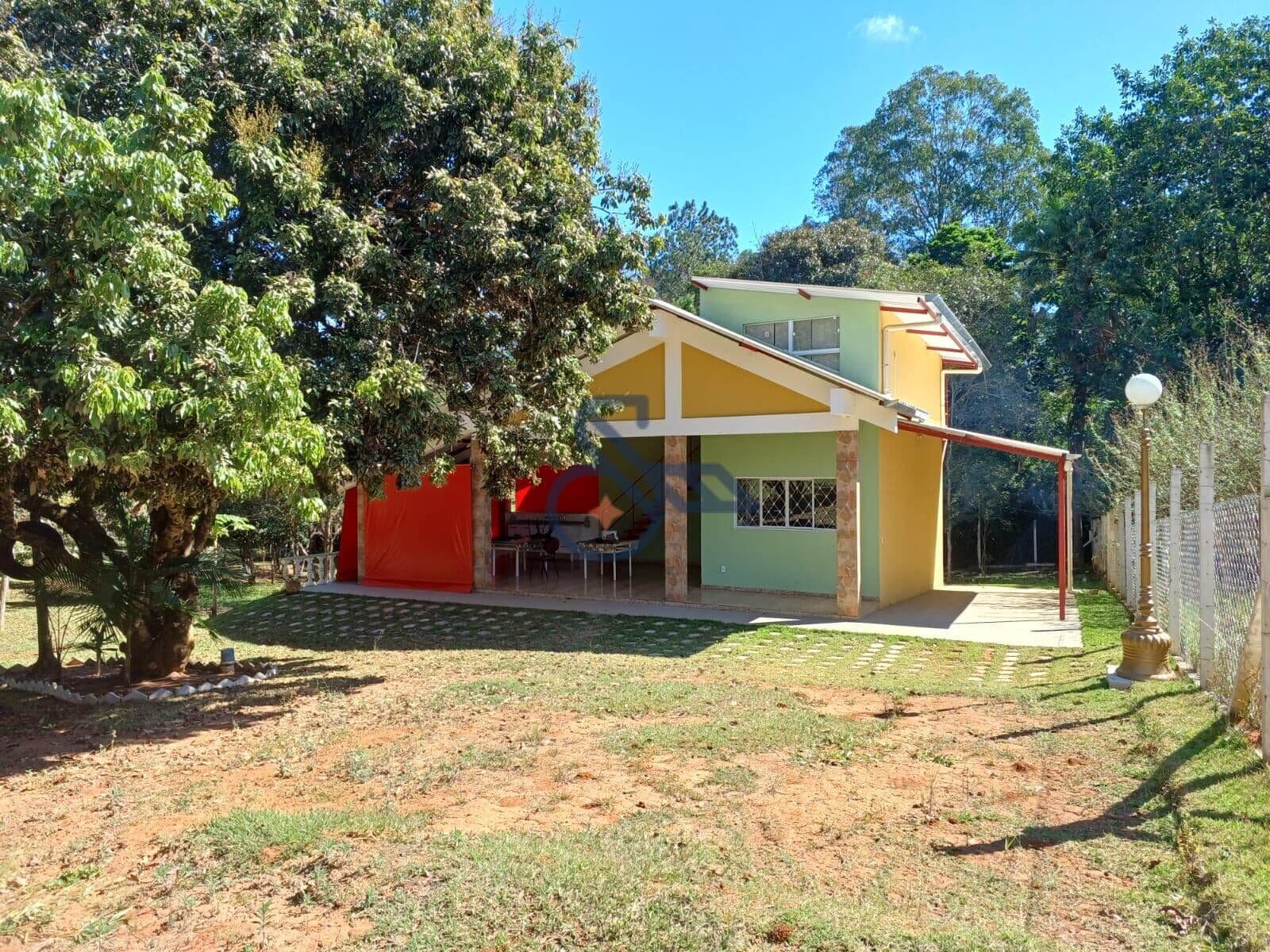 Fazenda/Sítios/Chácaras em Pardinho - Campos Elisios