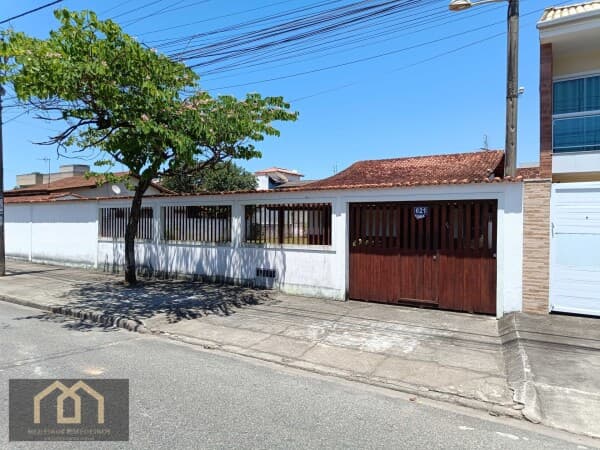 Casa em Rio das Ostras - Centro