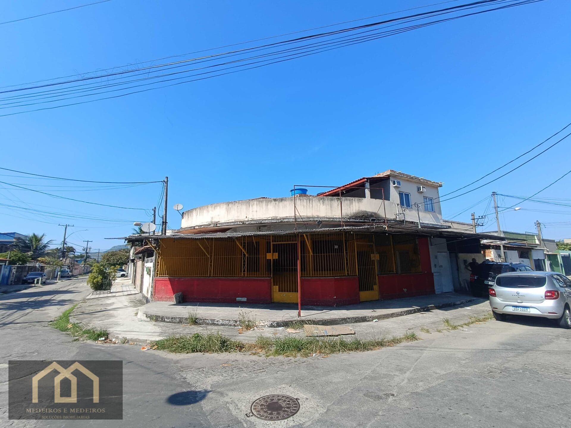 Prédio/Edifício Inteiro em Rio de Janeiro - Realengo
