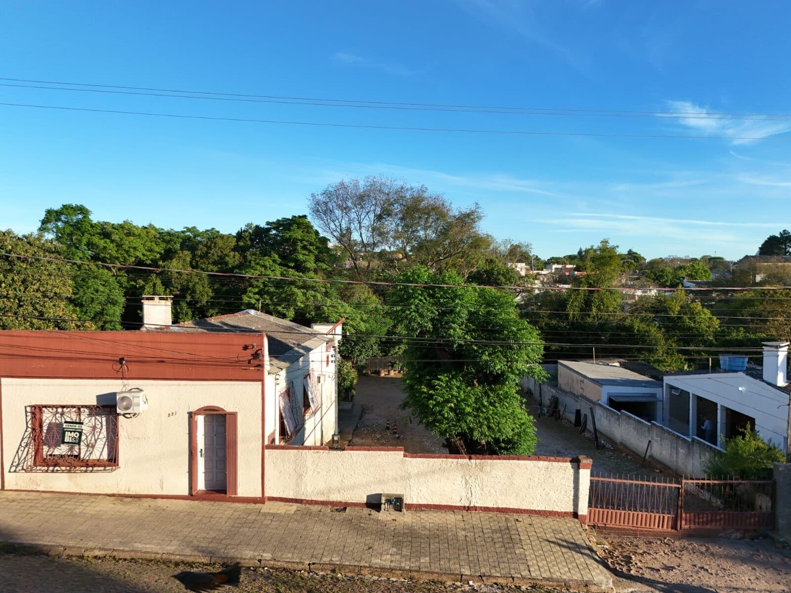 Casa com Galpão