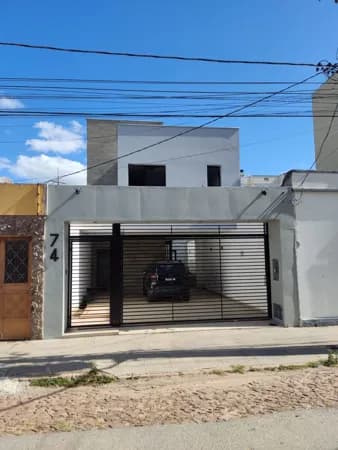 Casa Central Alto Padrão
