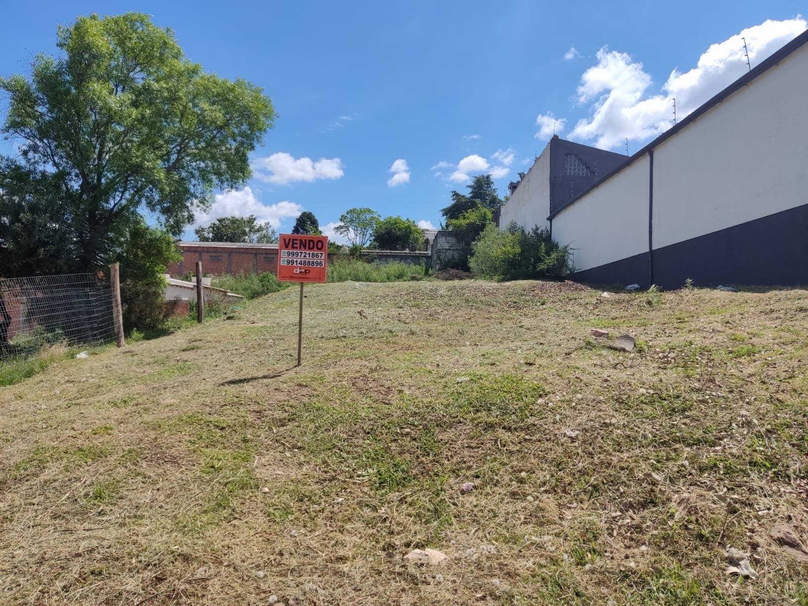 Terreno no Bairro Tiarajú