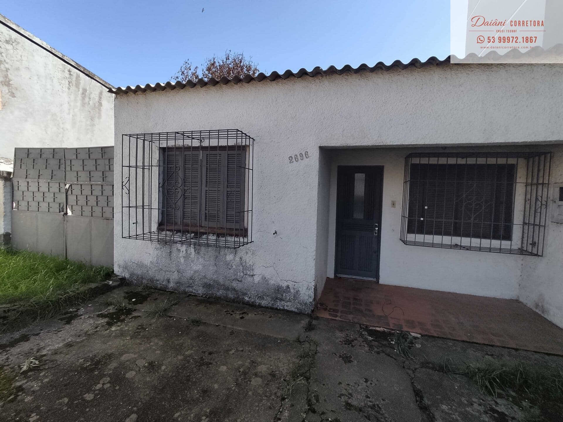 Casa simples no Bairro das Laranjeiras