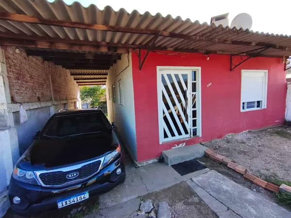 Casa 04 dormitórios no Bairro São Jorge