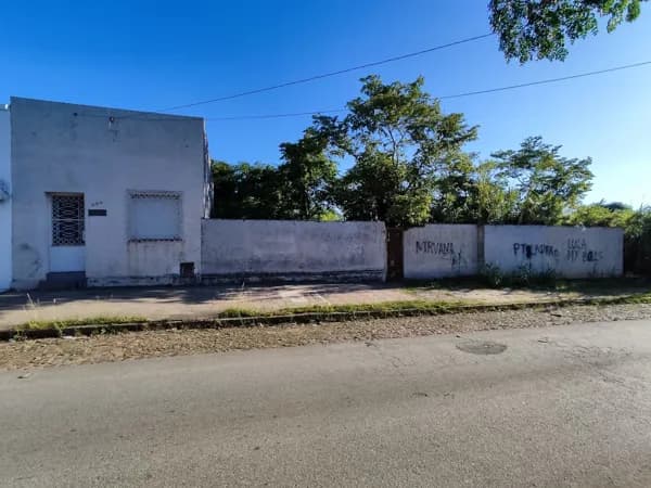 Área à Venda no bairro Centro à 2 quadras do Banrisul - Bagé/RS