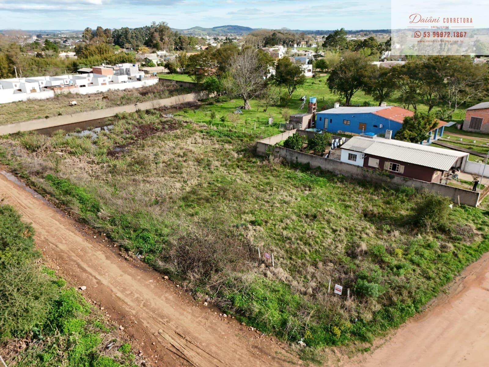 Terreno de esquina no Bairro Tarumã
