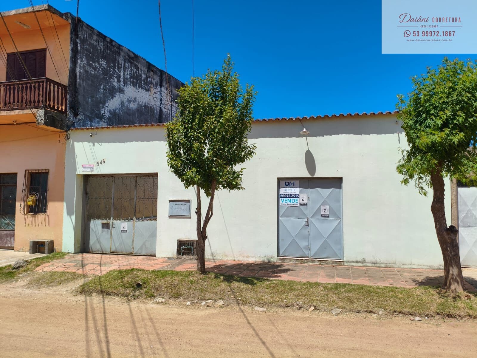 Casa com Salão Comercial