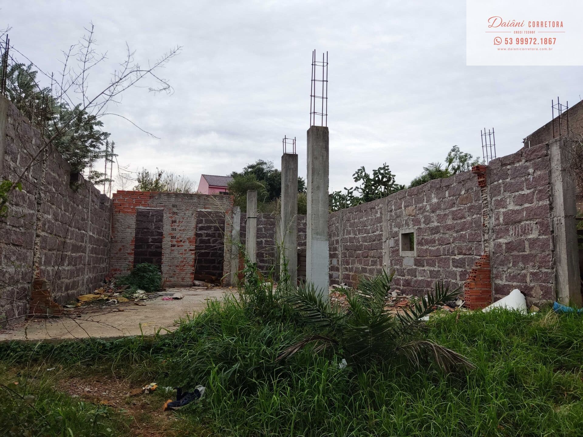 Terreno em obras à venda no bairro Castro Alves - Bagé/RS