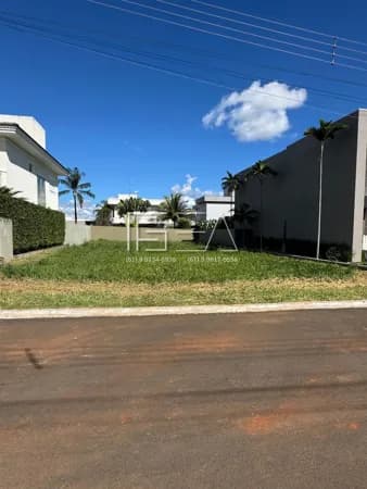 OPORTUNIDADE IMPERDÍVEL! LOTE COM 450 m² NO CONDOMÍNIO SANTA FELICIDADE