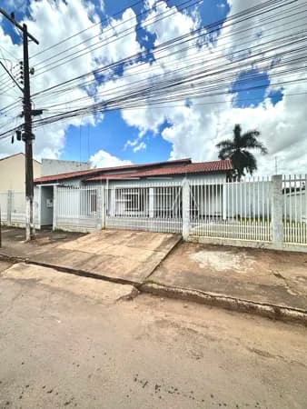 OPORTUNIDADE! IMÓVEL AMPLO EM TERRENO DE1.078 m² - EXCELENTE LOCALIZAÇÃO
