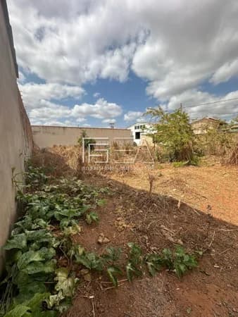 Oportunidade de Investimento! Terreno á Venda.