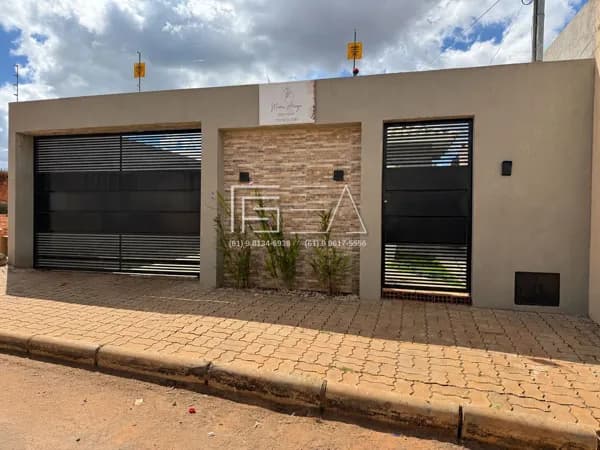 EXCELENTE OPORTUNIDADE DE COMPRA! CASA COM 03 QUARTOS SENDO 02 SUÍTES