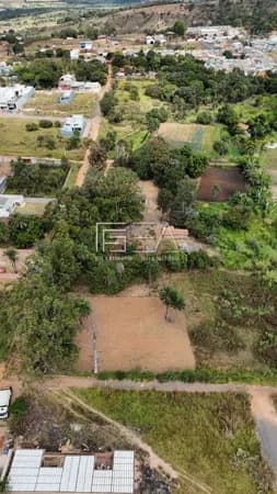 Área de 16.701,74m² no Setor Iris Village
