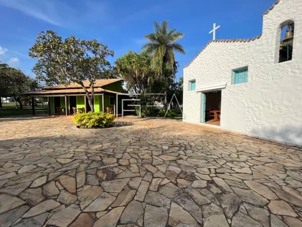 Lote / Terreno 450 m² no Condomínio Santa Felicidade