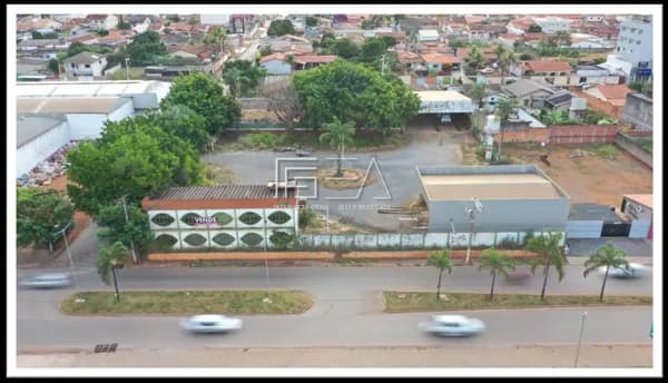 Terreno de Oportunidade: Ideal para Desenvolvimento Residencial ou Comercial