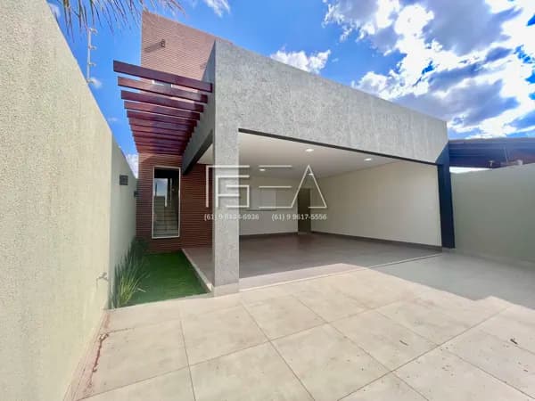 3 SUÍTES NO JARDIM TRIÂNGULO