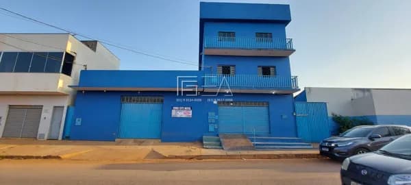 Prédio Comercial/ Residencial no Parque Laguna II