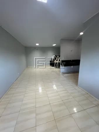 ALUGA-SE SALA NO CENTRO COMERCIAL KAJARÉ BR020
