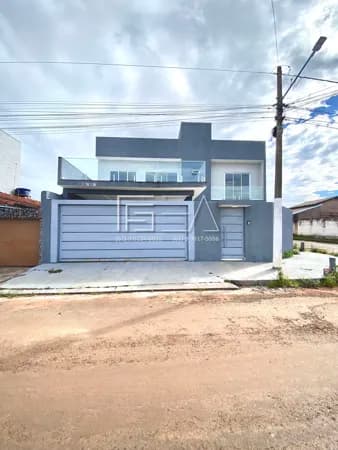 OPORTUNIDADE! CASA DISPONÍVEL PARA LOCAÇÃO COM 03 QUARTOS SENDO 01 SUÍTE COM PISCINA
