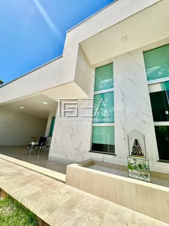 Ótima oportunidade! Casa disponível para venda!