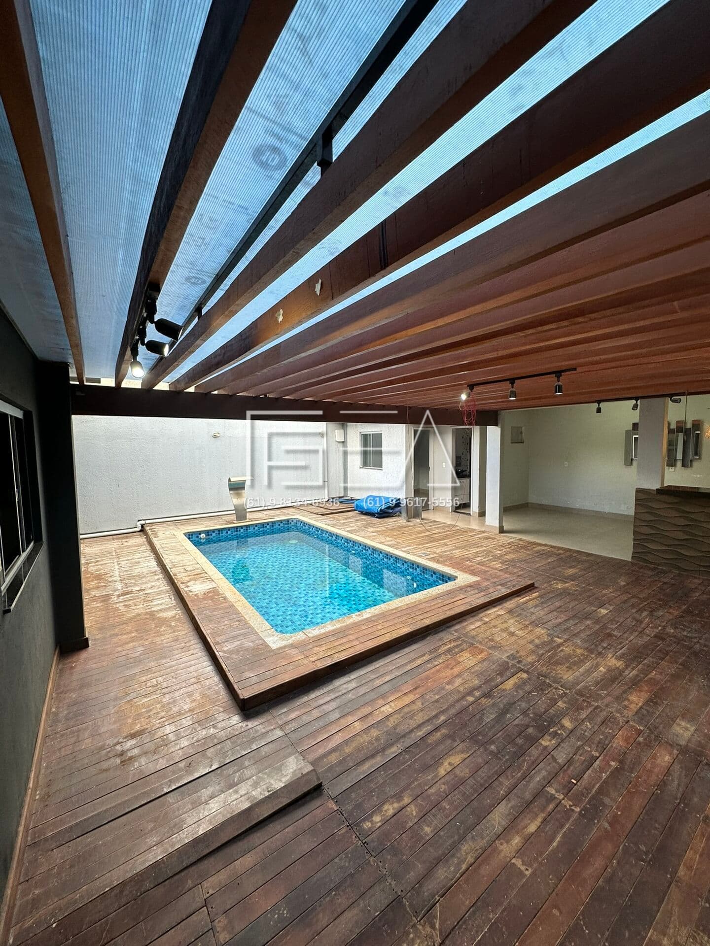 Casa com 3 Quartos e Piscina à sua Espera!