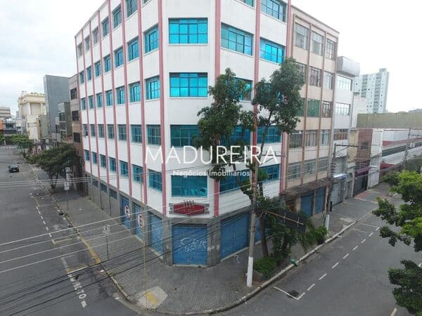 Prédio Comercial á Venda