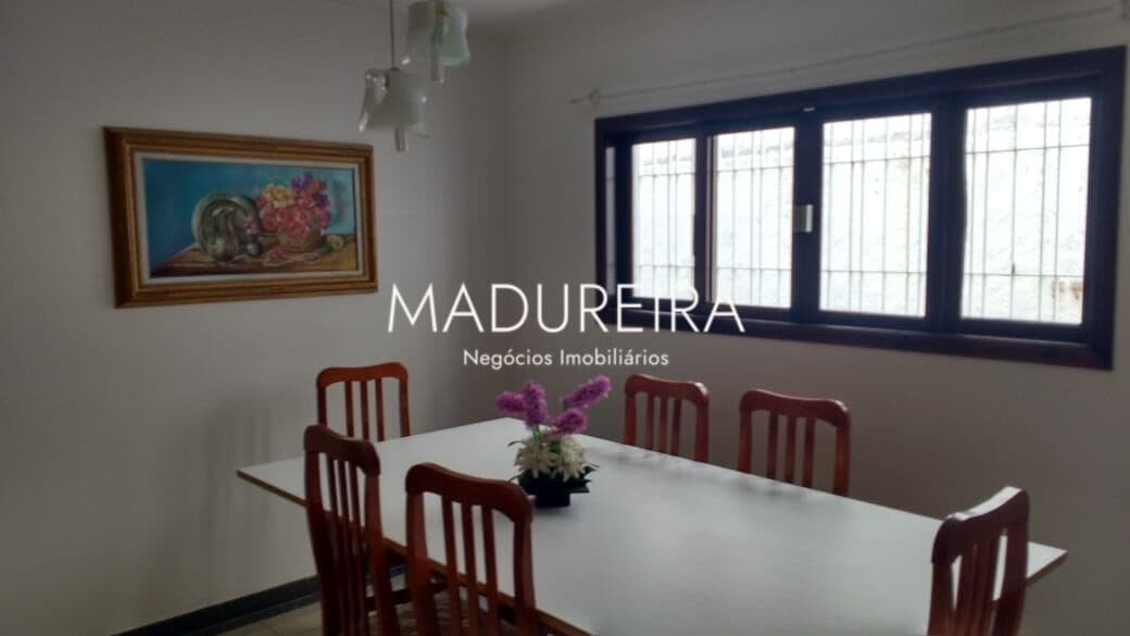 Casa Padrão com Localização privilegiada