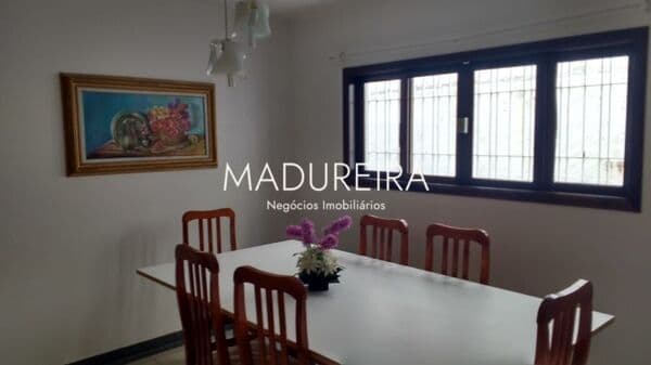 Casa Padrão com Localização privilegiada