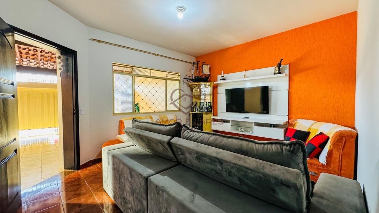 Casa à venda com 3 quartos sendo 2 com suíte no Parque Bandeirantes, Sumaré