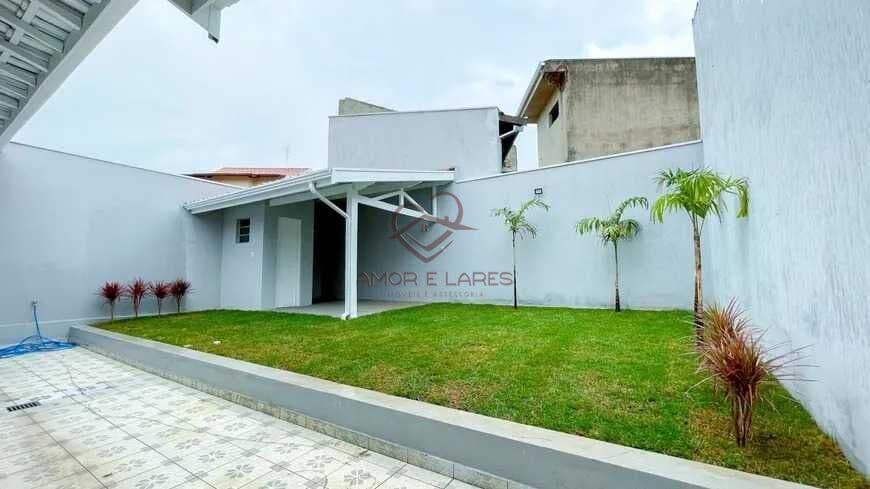 Casa à venda com 3 dormitórios sendo 1 suíte na cidade de Campinas