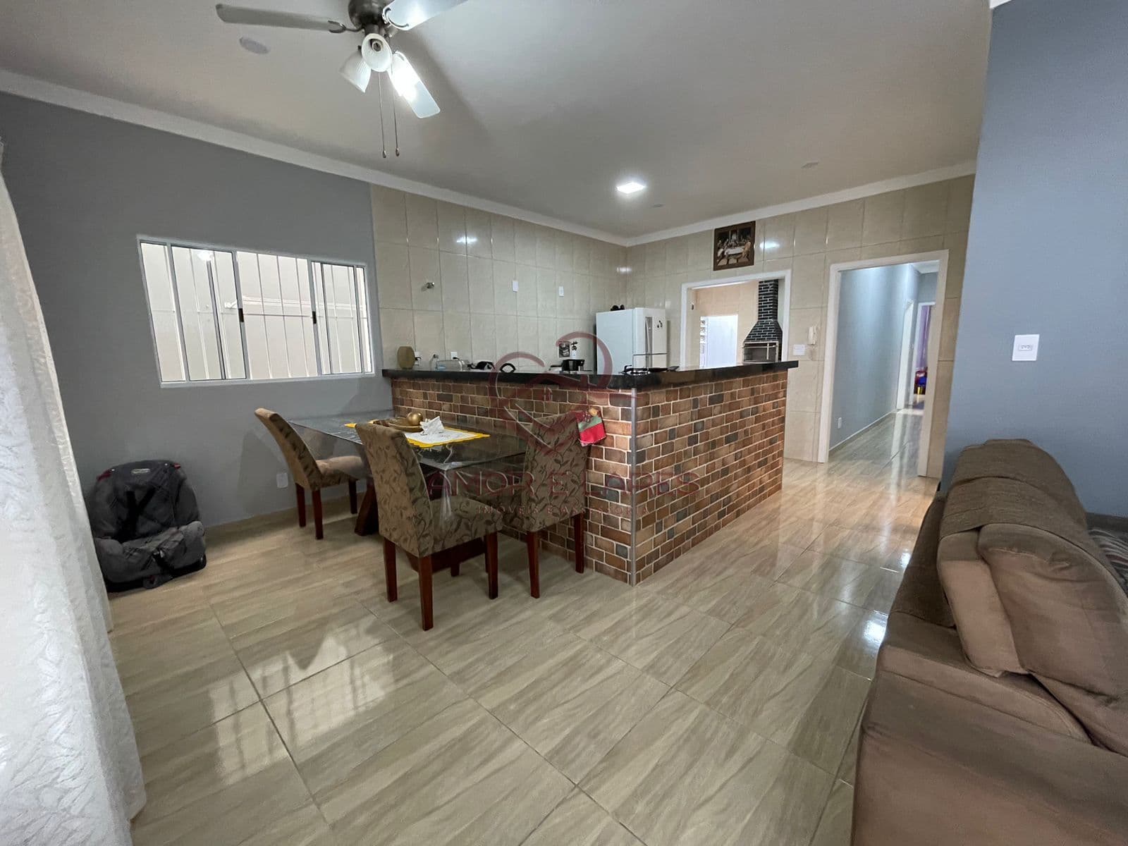 Linda casa à venda com 3 dormitórios no Residencial Citta de Salerno em Campinas