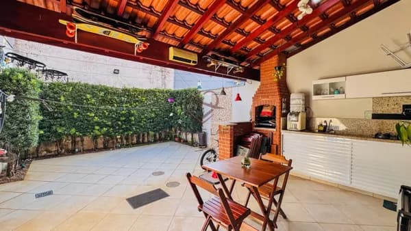 Casa à venda com 3 dormitórios, churrasqueira e 82m² no Villa Flora de Sumaré
