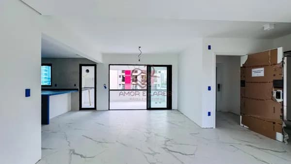 Apartamento Alto Padrão à venda 3 suítes em condomínio fechado na cidade de Campinas