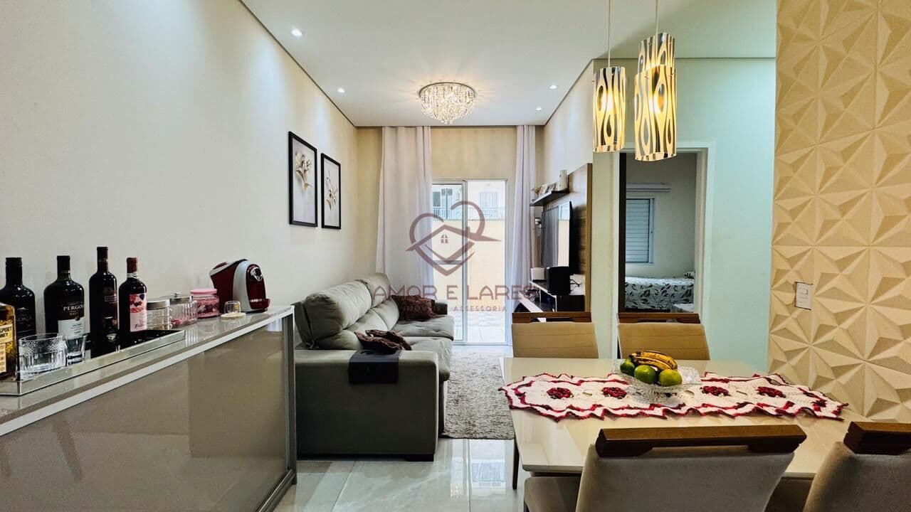Apartamento á Venda de 57m² com 2 quartos, 1 suite, 1 banheiro e quintal amplo em Sumaré