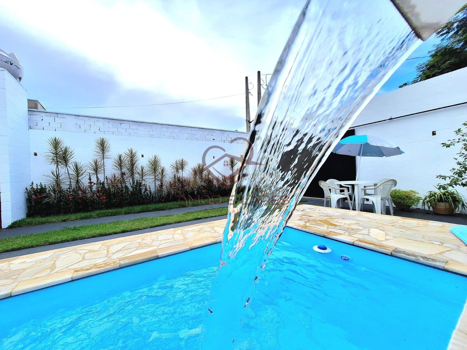 Chácara com piscina à venda na cidade de Hortolândia