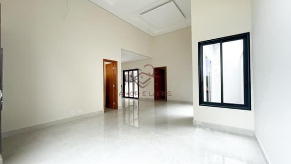 Casa de Condomínio em Hortolândia - Parque Olívio Franceschini
