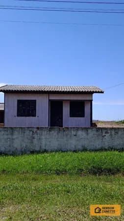 Casa no Morro dos Conventos/ Balneário Arroio da Silva/ SC