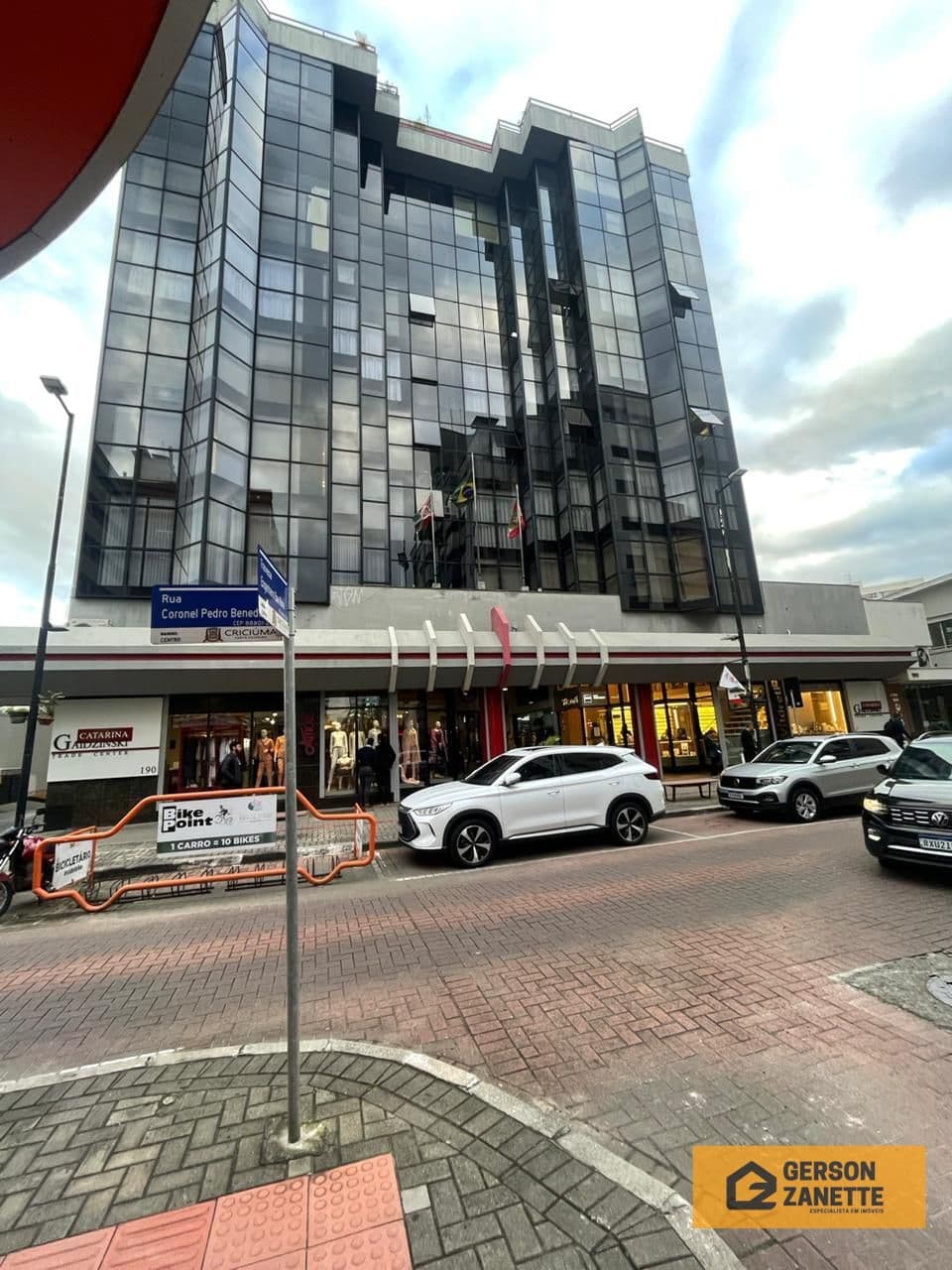 Sala Comercial Térrea no Edifício Catarina Gaidzinski – Centro de Criciúma