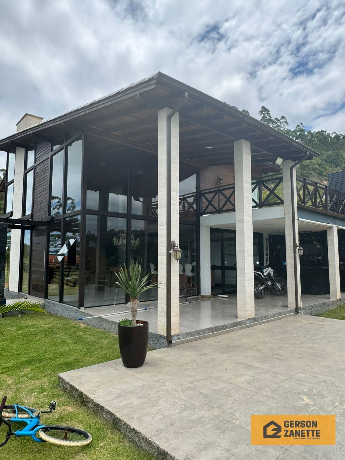 Casa Alto Padrão - Sangão/SC – Entre Morro da Fumaça e Jaguaruna