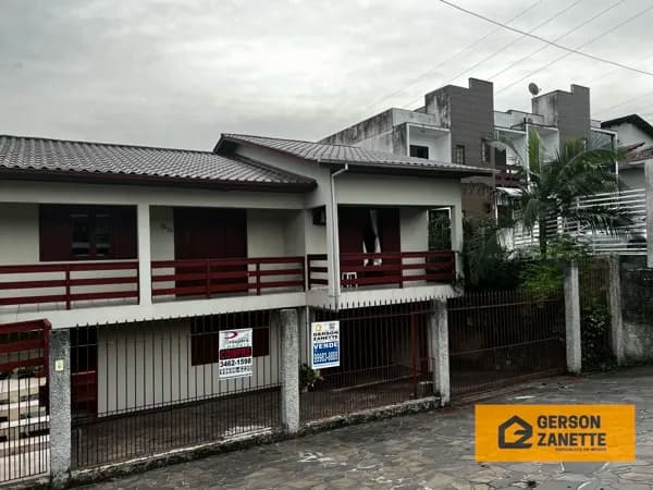 CASA RESIDENCIA/COMERCIAL / ANA MARIA / CRICIUMA
