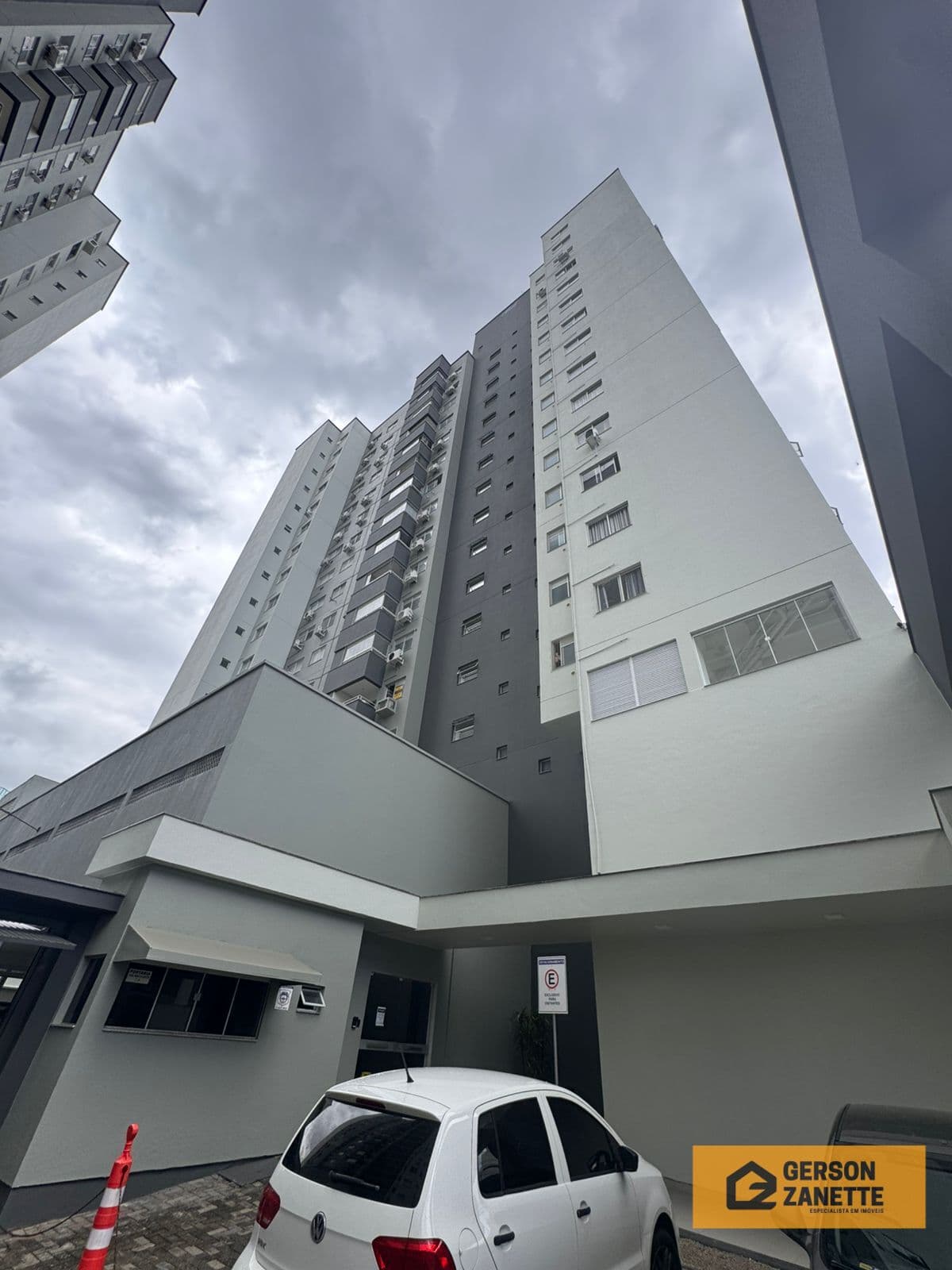Apartamento Padrão - Residencial Felipe Schmidt