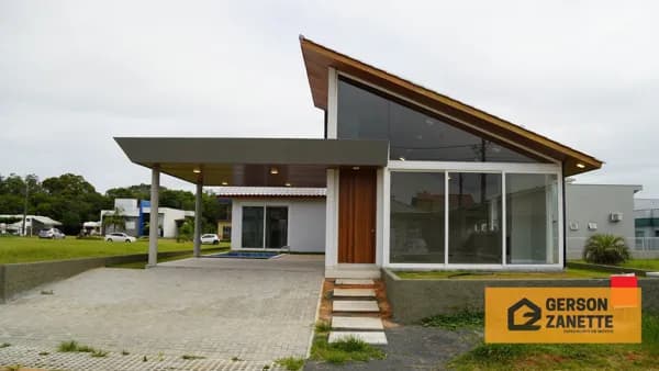 Casa Padrão - Condomínio Villa Suíça - Quadra 16, Lote 22