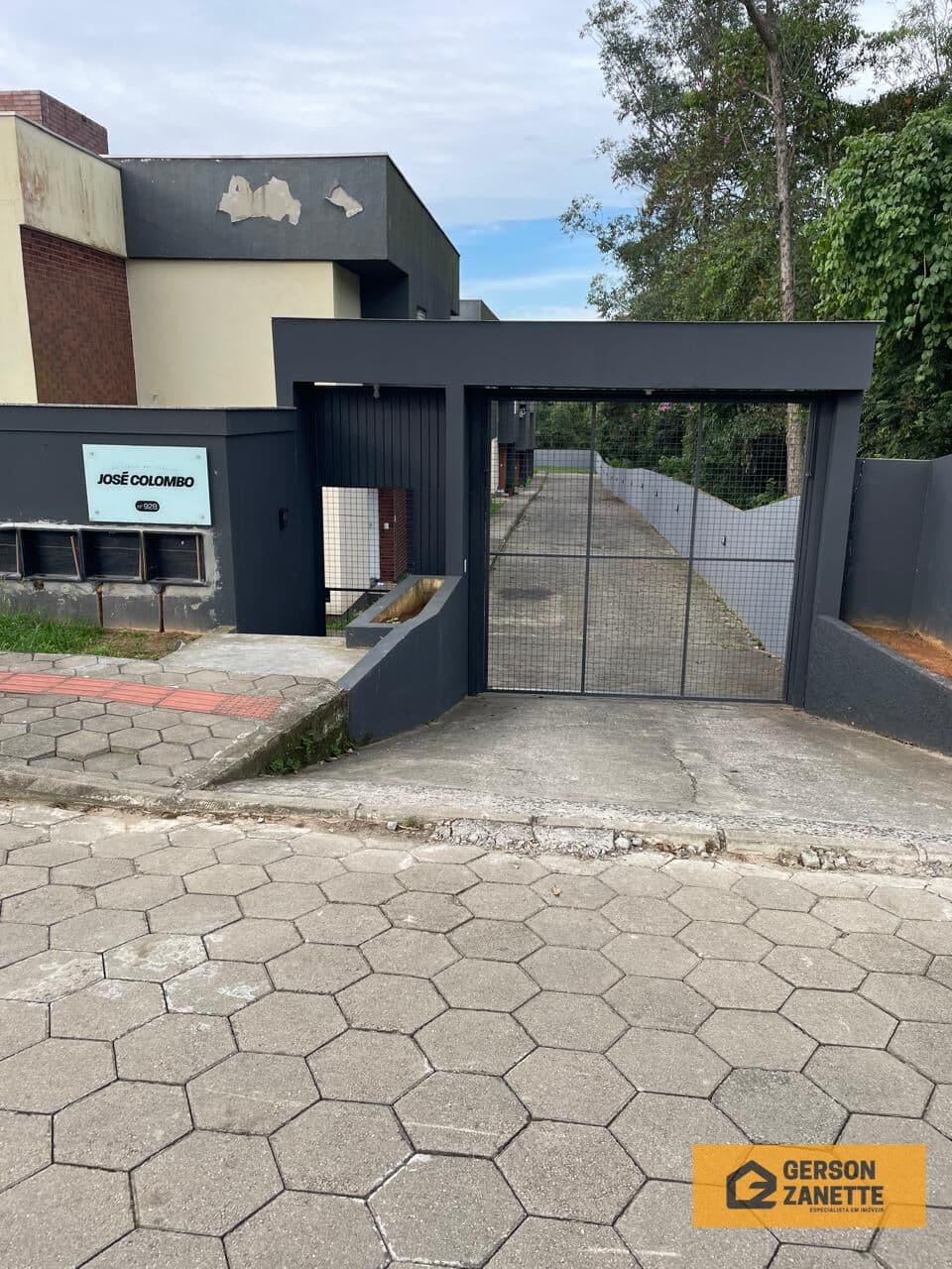 RESIDENCIAL MULTIFAMILIAR - Rio Maina